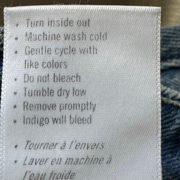 PAIGE NOELLA BUTTON FLY CUTOFF DENIM SHORTS IN SERINE NWT WOMEN'S SIZE 24 - Picture 14 of 16